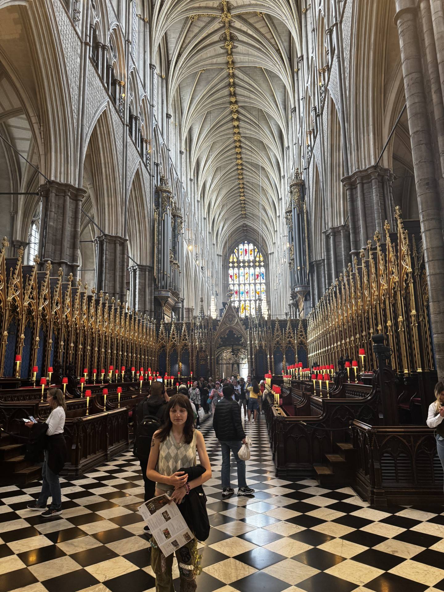 scott stabler photo of girl standing inside westminster abbey